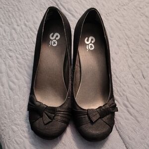 SO Black Heels with Bow Detail
